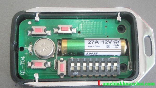 Điều khiễn cửa cuốn mã gạt