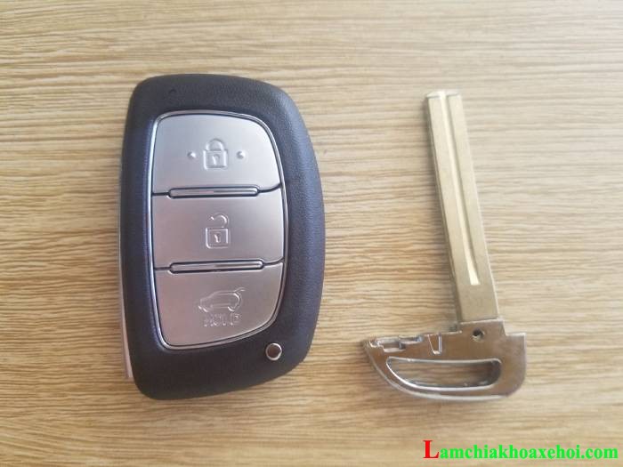 làm chìa khóa cơ xe ô tô hyundai tucson