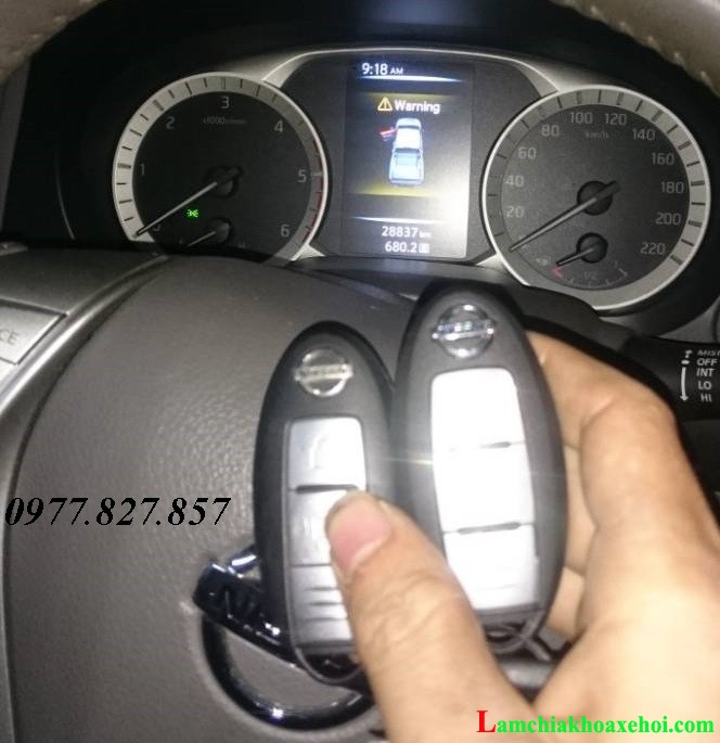  Làm Chìa khóa ô tô Nissan Navara tận nơi