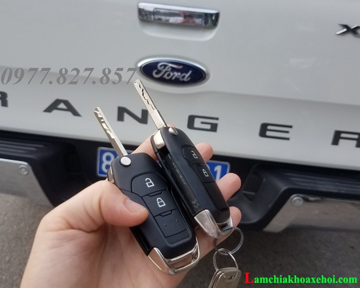 làm chìa khóa ô tô tại quận đông anh