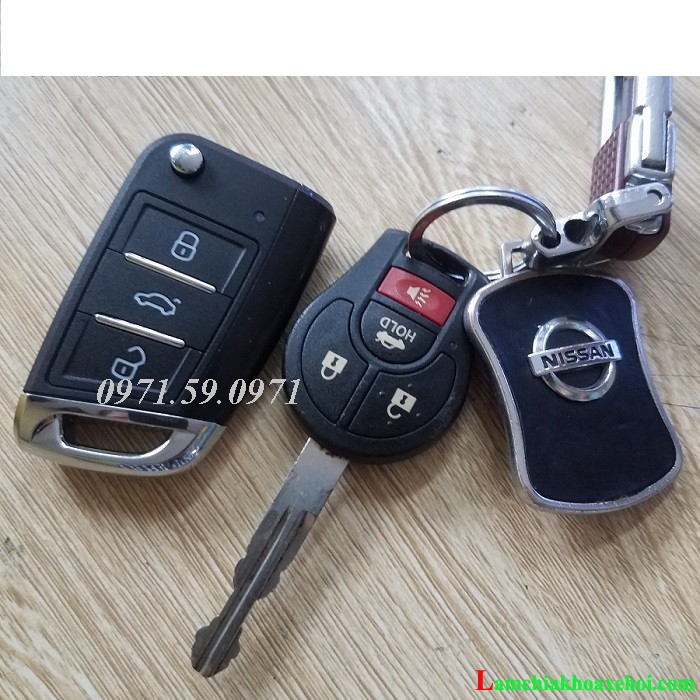 làm thêm chìa khóa xe hơi Nissan X Trail giá tốt nhất