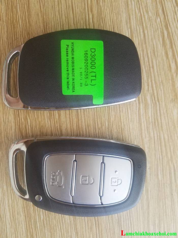 Làm chìa khóa xe hơi hyundai tucson tận nơi mất hết chìa