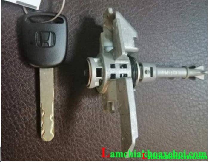 cách mở khóa xe honda crv civic... khi bị quên chìa khóa