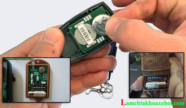 Cách thay pin remote điều khiển cửa cuốn tại nhà